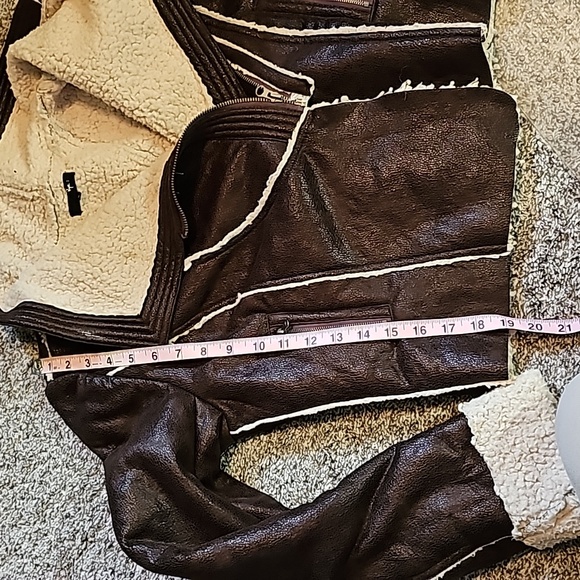 STUNNING RYU brown shearling crop bomber jacket - Picture 6 of 11